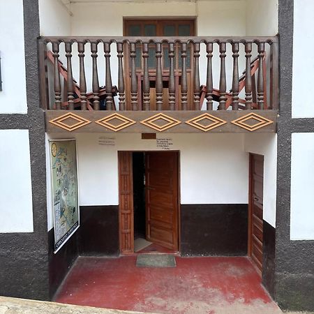 Хостел Aventura Chachapoyas Backpackers Экстерьер фото